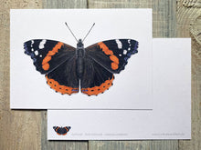 Load image into Gallery viewer, Postkarte mit Admiral Schmetterling, Vorder - und Rückseite
